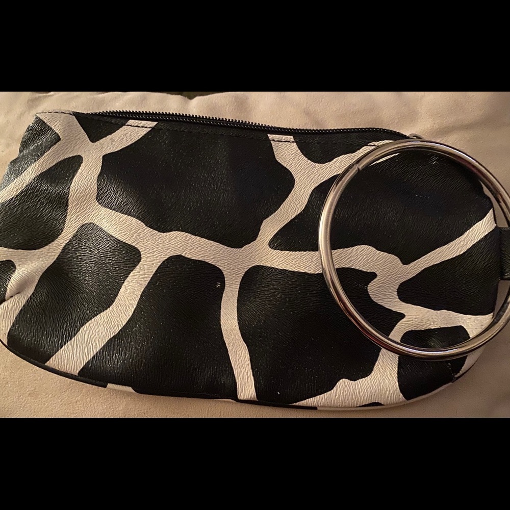 Black and white giraffe print wristlet